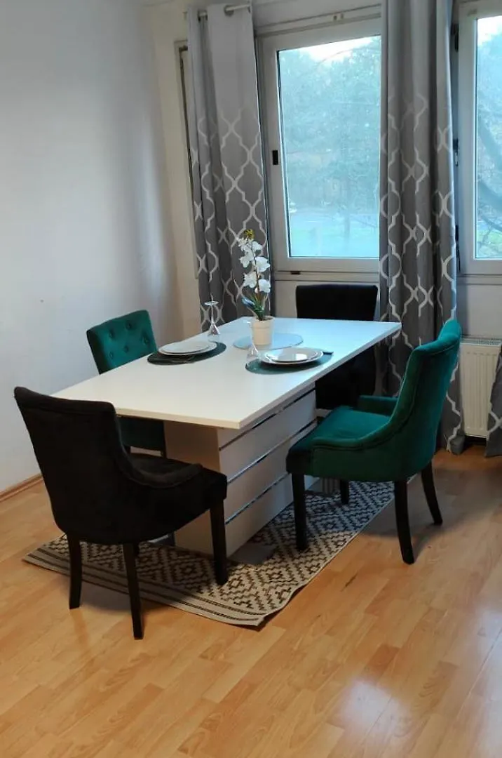 Mo Home24 Cologne Apartment